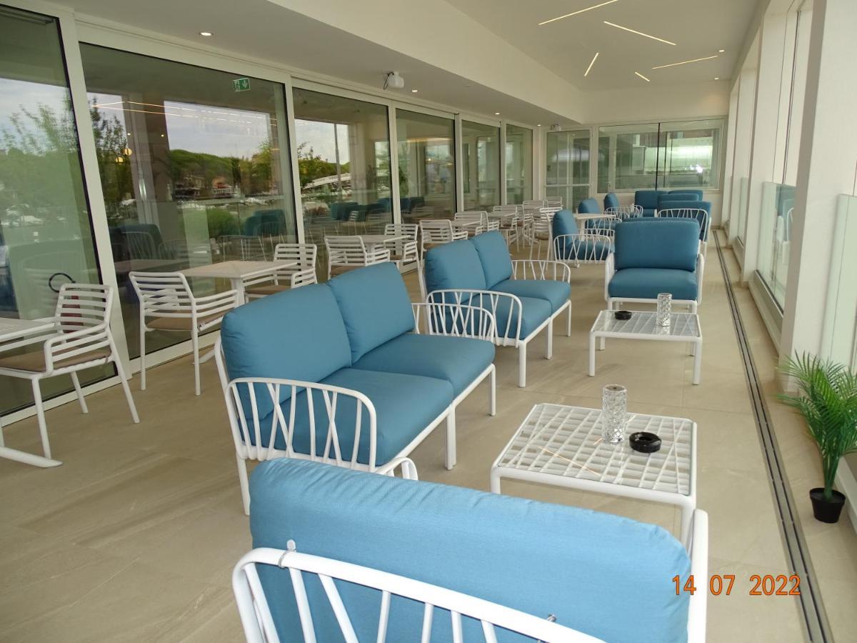 Riva Palace Hotel Grado Exteriör bild