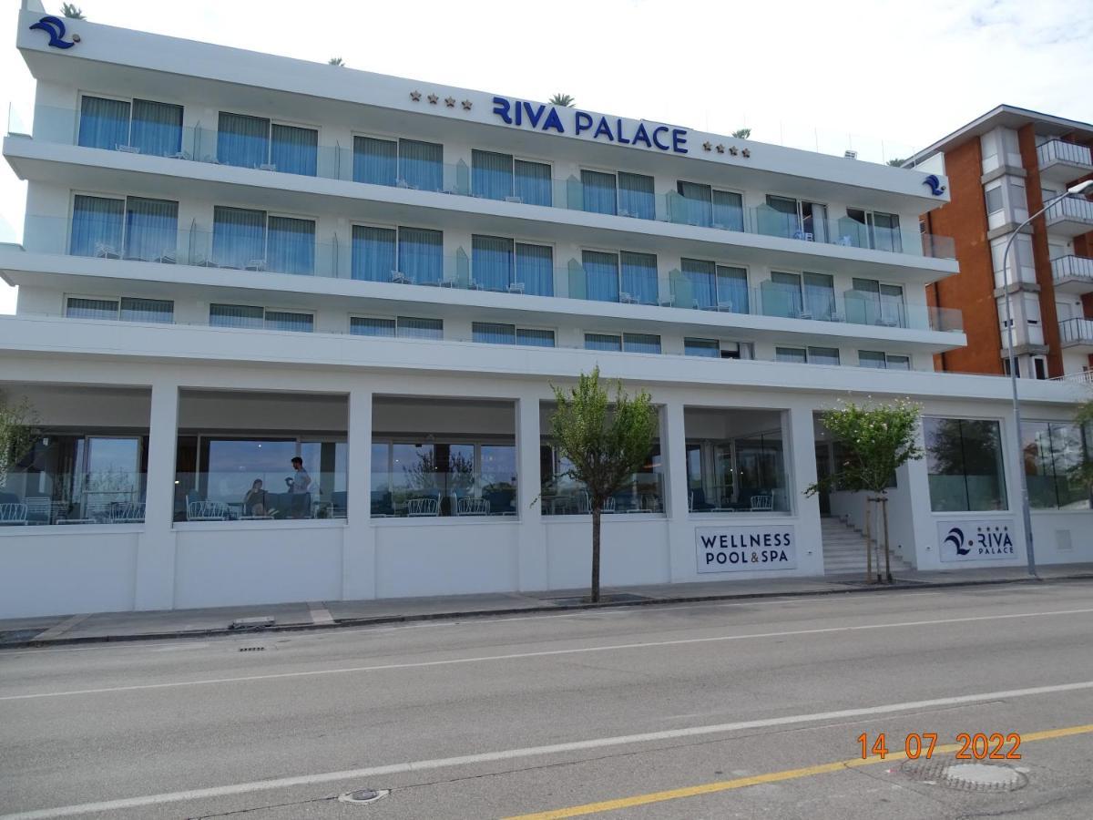 Riva Palace Hotel Grado Exteriör bild